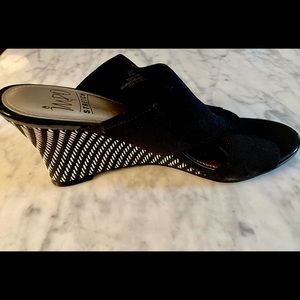 Impo Black Stretch Slides 8.5